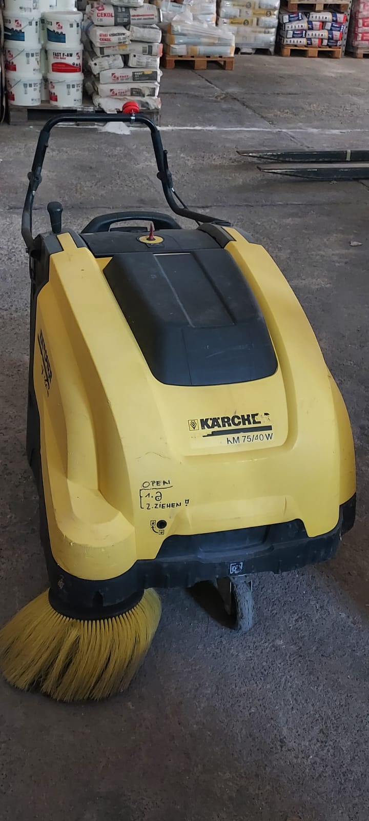 Kärcher Kehrmaschine